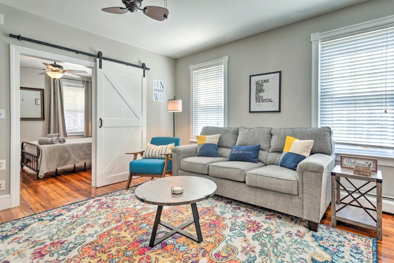 Mystic Refuge With Patio Less Than 1 Mi To Downtown! Екстериор снимка